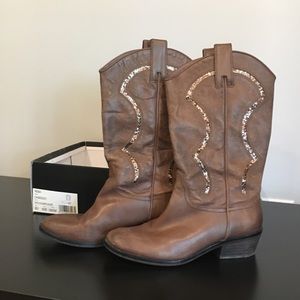 Reba cowgirl boots Sz.8